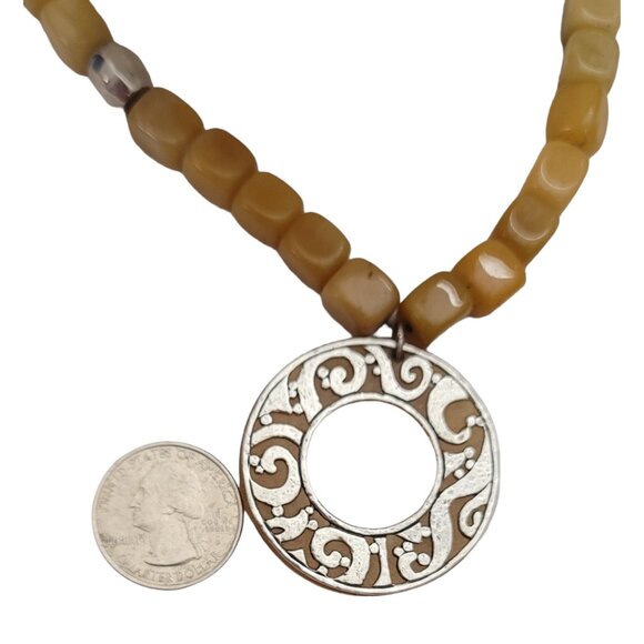 Silpada Yellow Stone Leather Sterling Hammered Medallion Pendant Necklace E849 - Picture 8 of 10